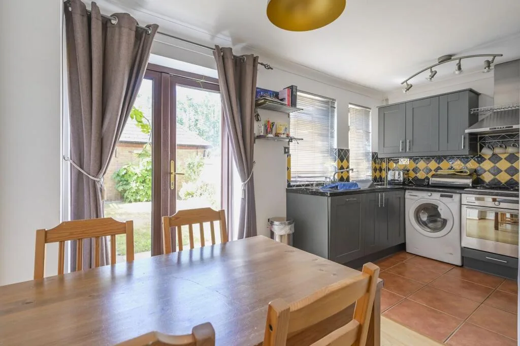 3 bedroom terraced house for rent