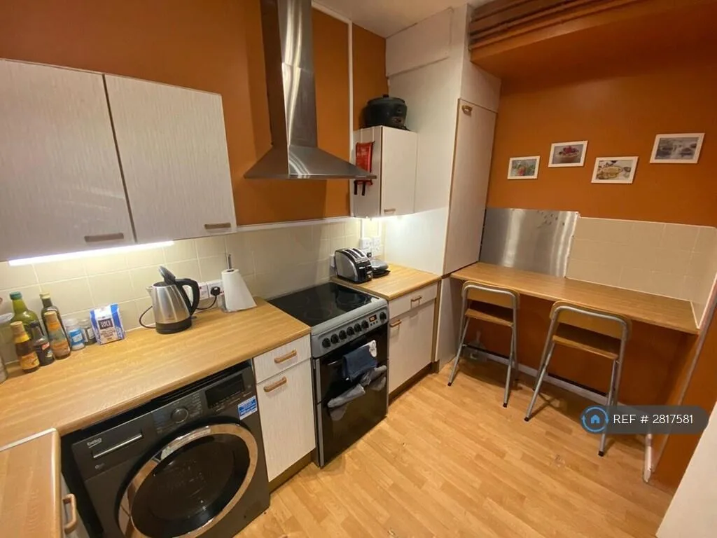 3 bedroom flat for rent