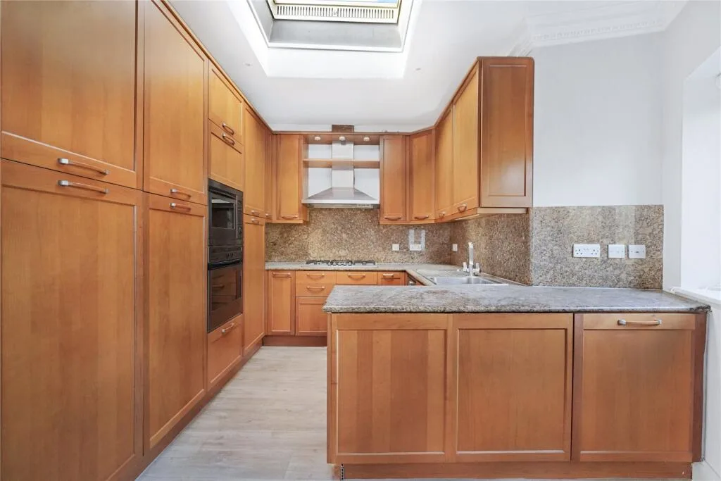 4 bedroom penthouse for rent