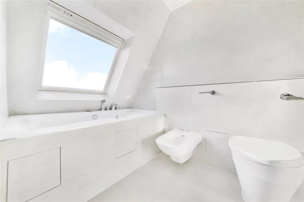 4 bedroom penthouse for rent