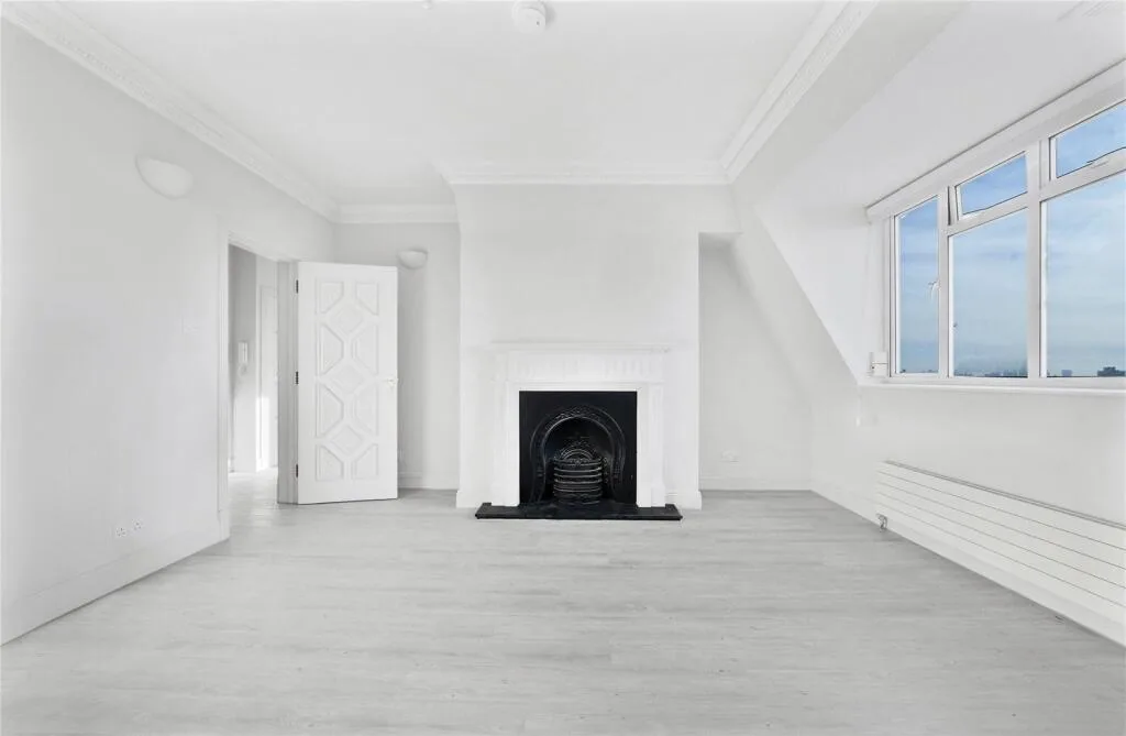 4 bedroom penthouse for rent