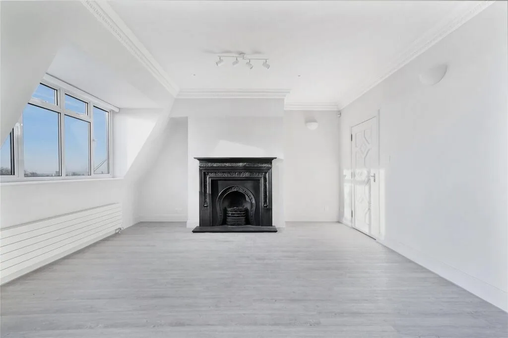 4 bedroom penthouse for rent