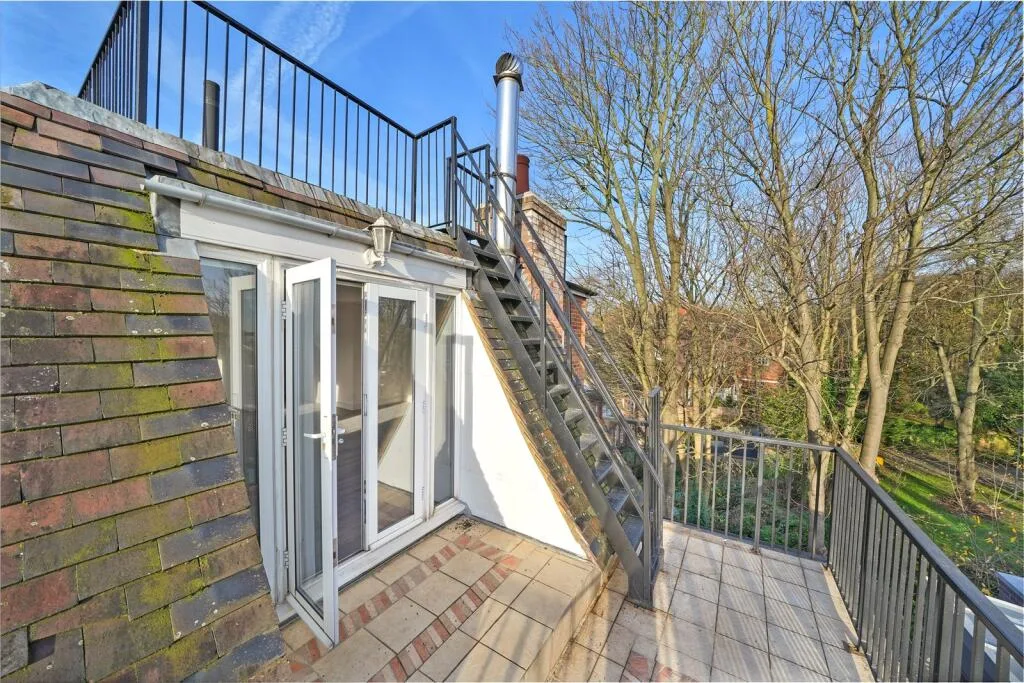 4 bedroom penthouse for rent