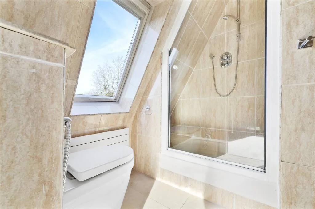 4 bedroom penthouse for rent