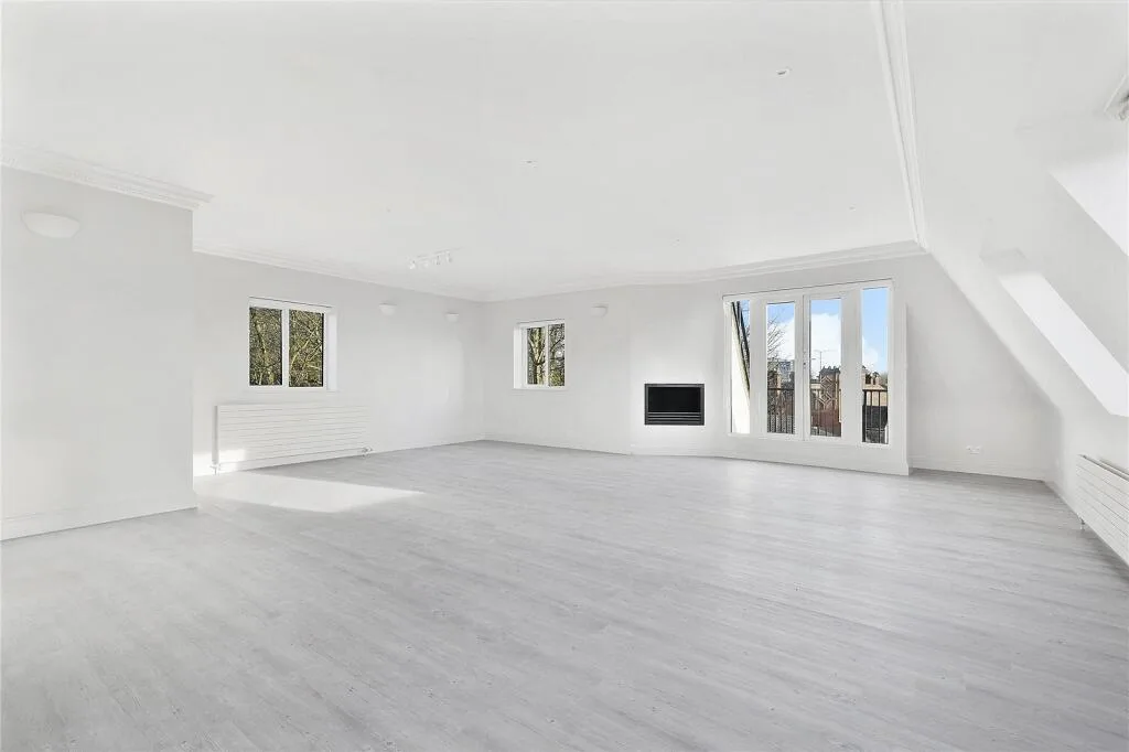 4 bedroom penthouse for rent