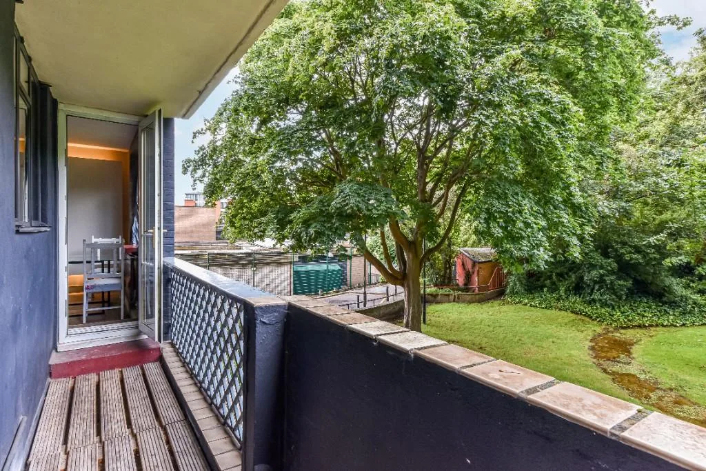 3 bedroom flat for rent