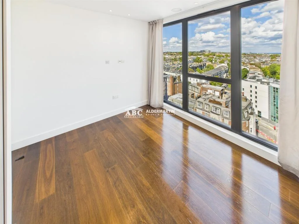 3 bedroom penthouse for rent