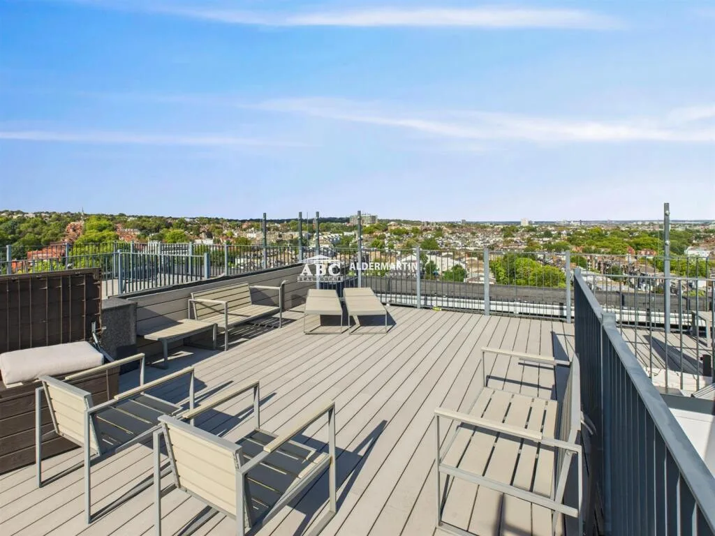 3 bedroom penthouse for rent
