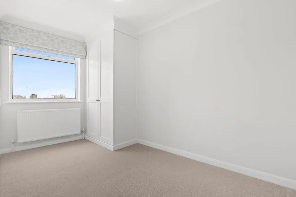 5 bedroom terraced house for rent