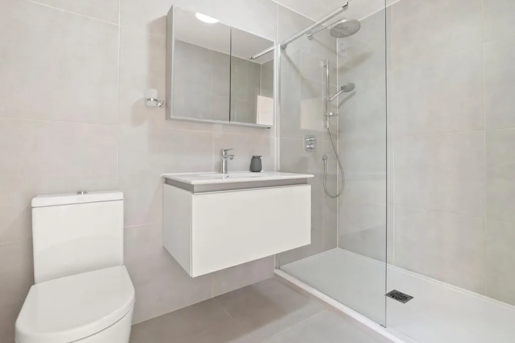 5 bedroom terraced house for rent