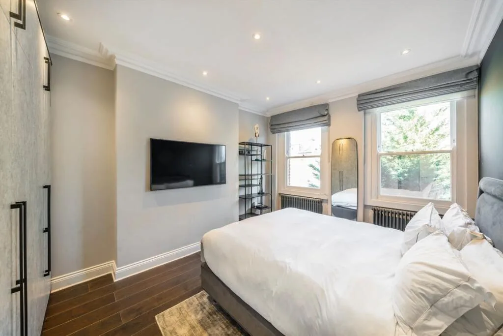 4 bedroom flat for rent
