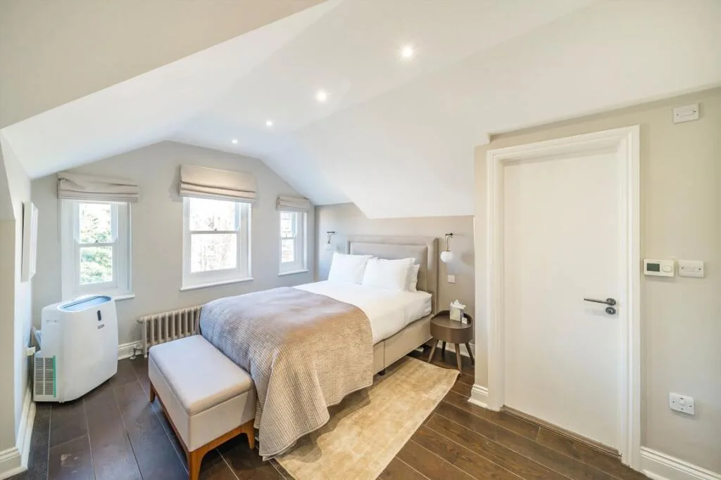 4 bedroom flat for rent