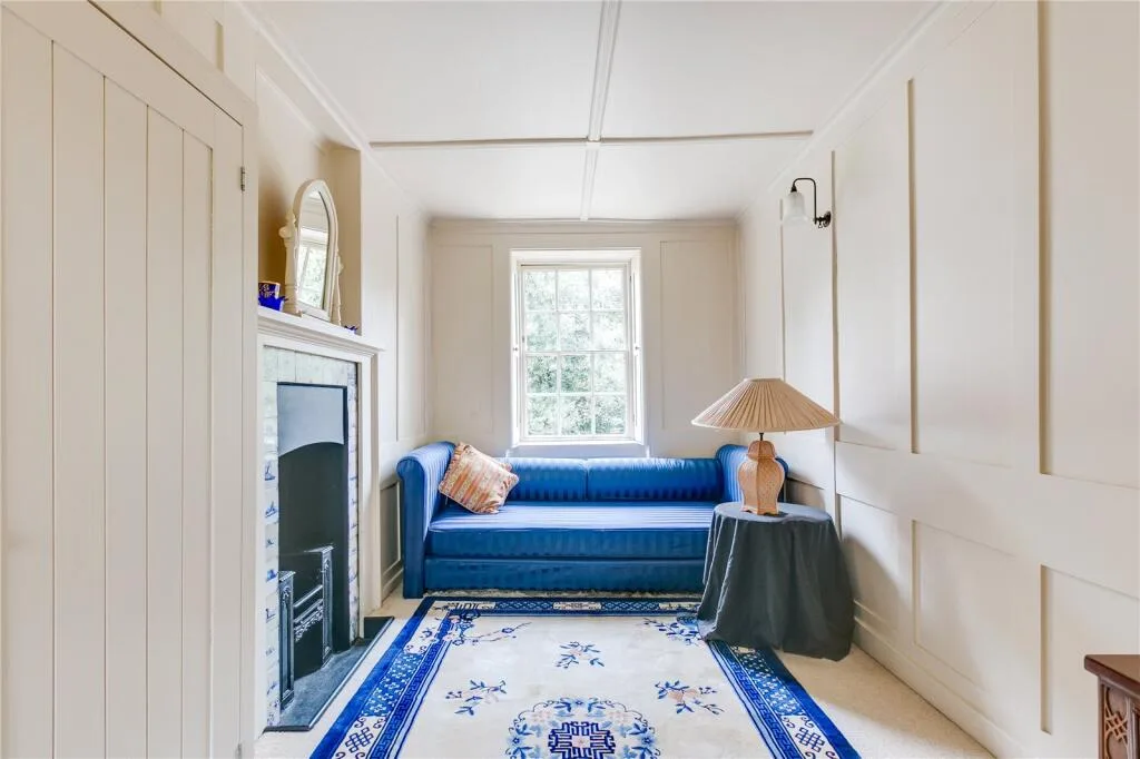 2 bedroom semi-detached house for rent