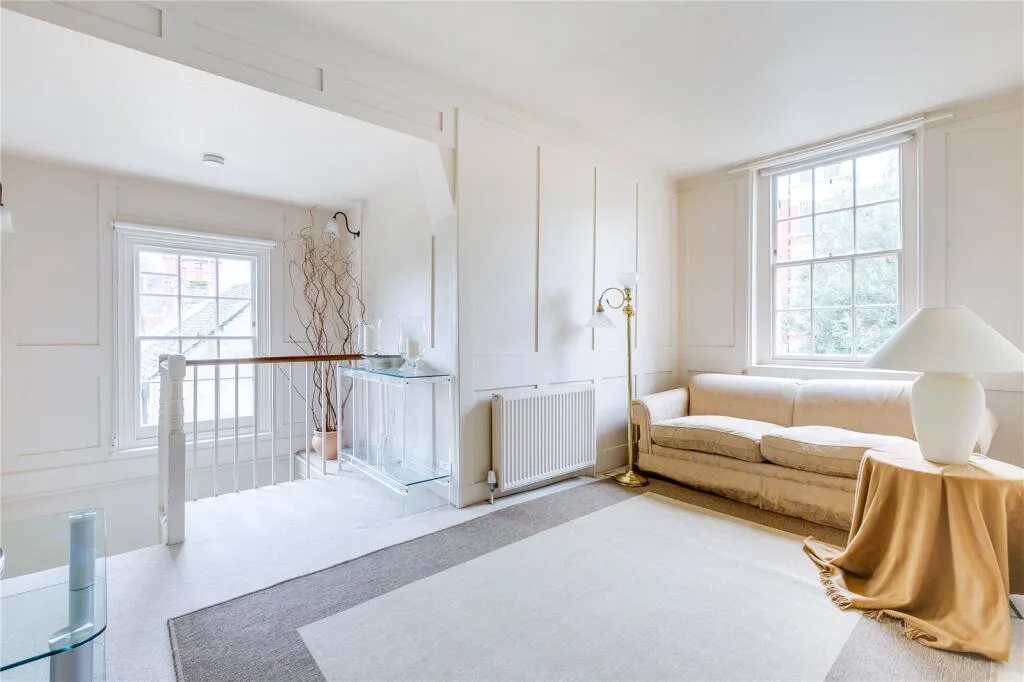 2 bedroom semi-detached house for rent