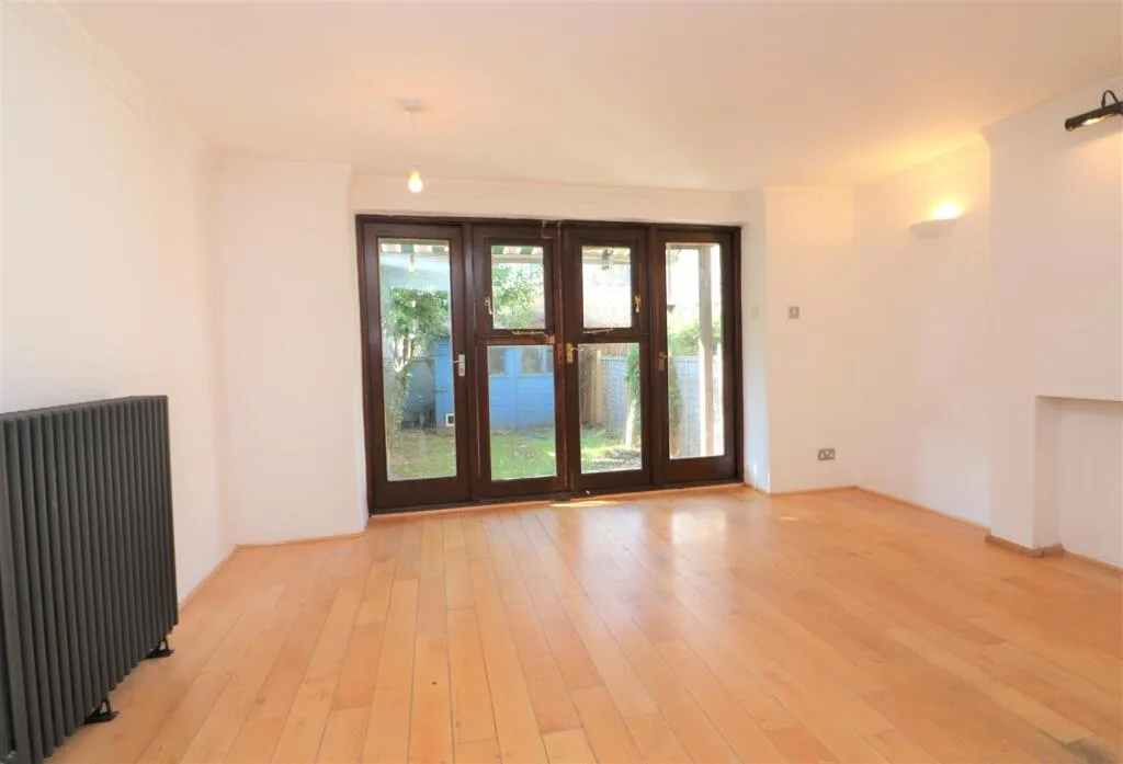 4 bedroom terraced house for rent