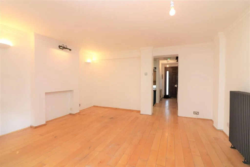 4 bedroom terraced house for rent