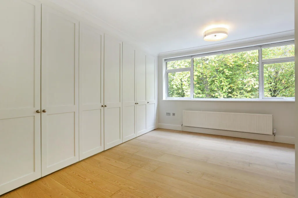 5 bedroom terraced house for rent