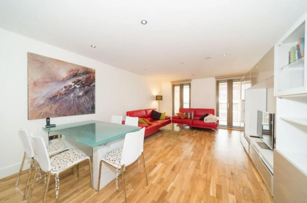 3 bedroom flat for rent