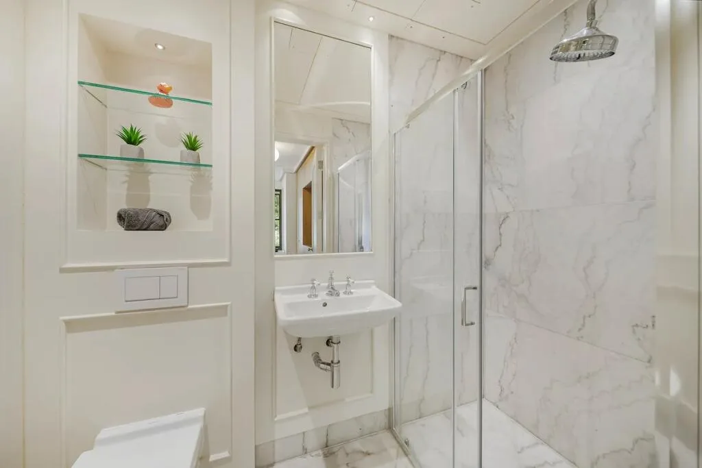 4 bedroom flat for rent