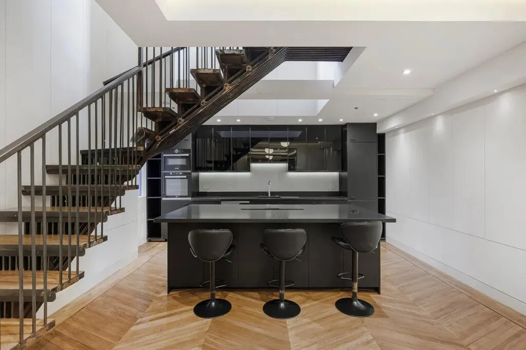 4 bedroom flat for rent