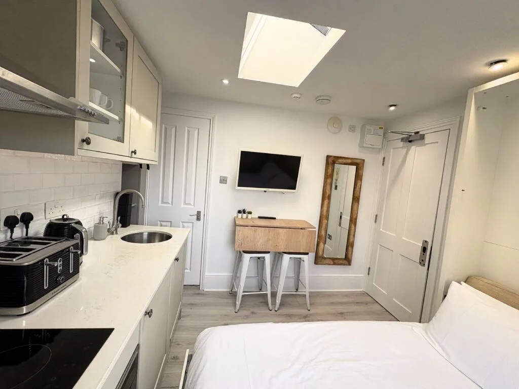 Studio flat for rent