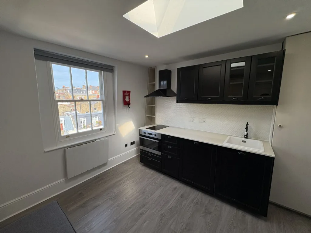 Studio flat for rent