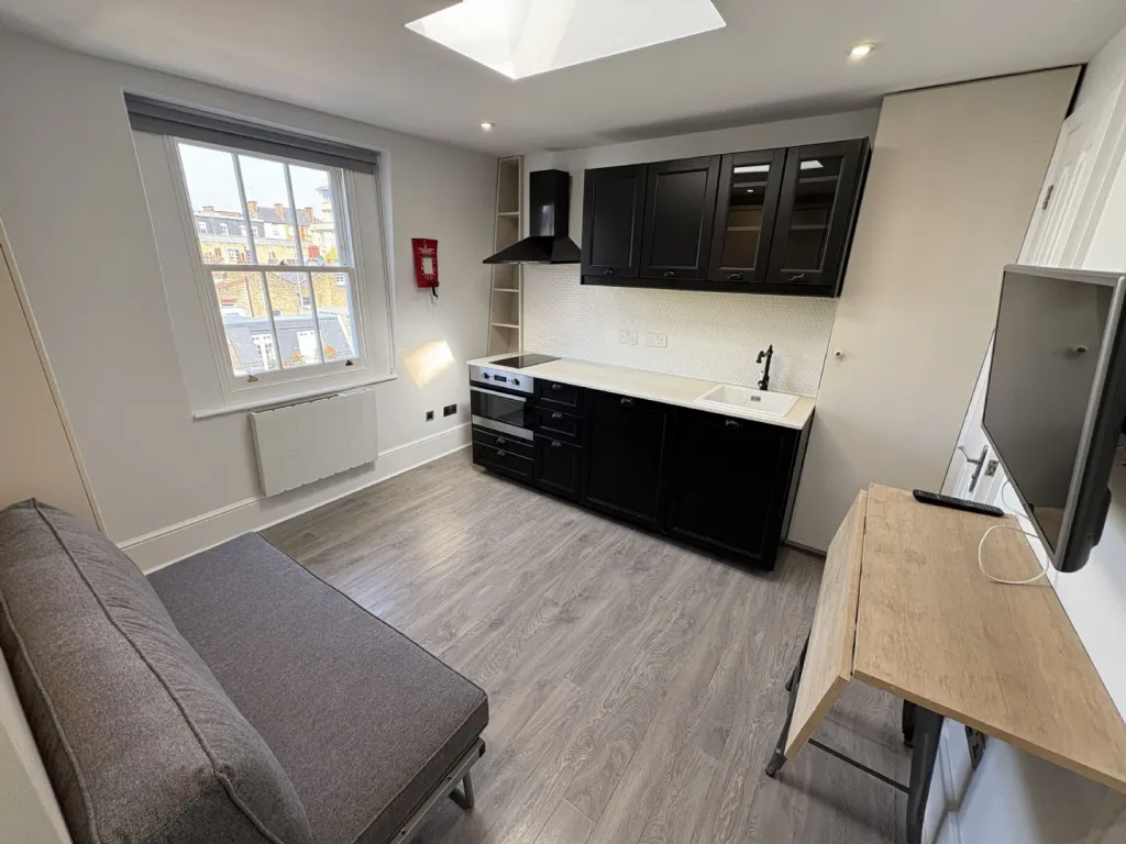 Studio flat for rent