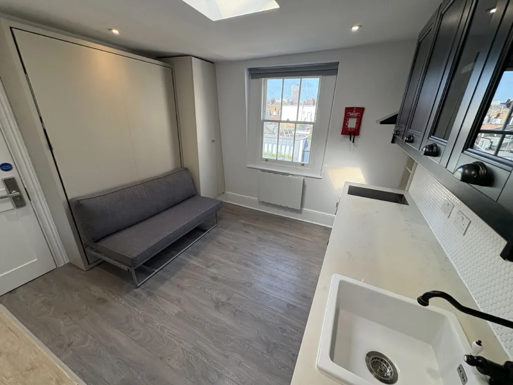Studio flat for rent