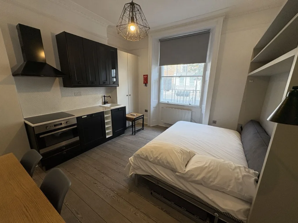 Studio flat for rent