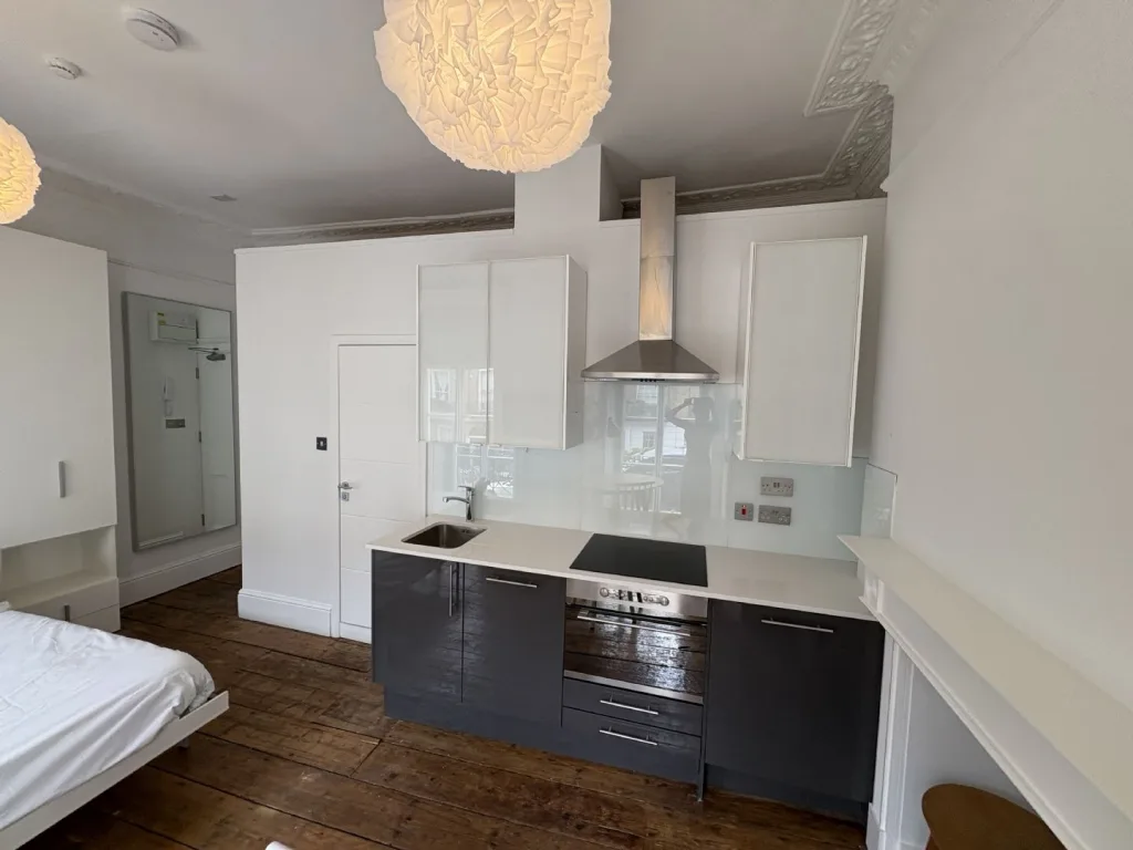 Studio flat for rent