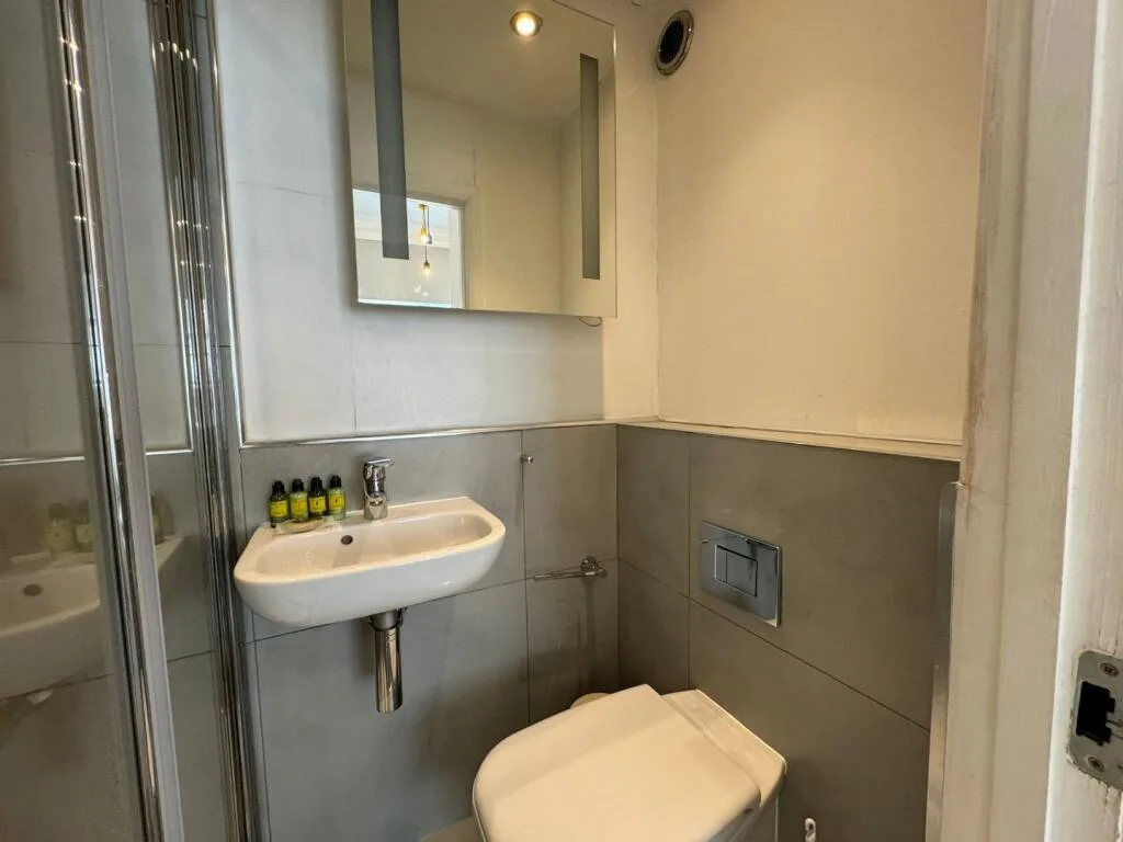 Studio flat for rent