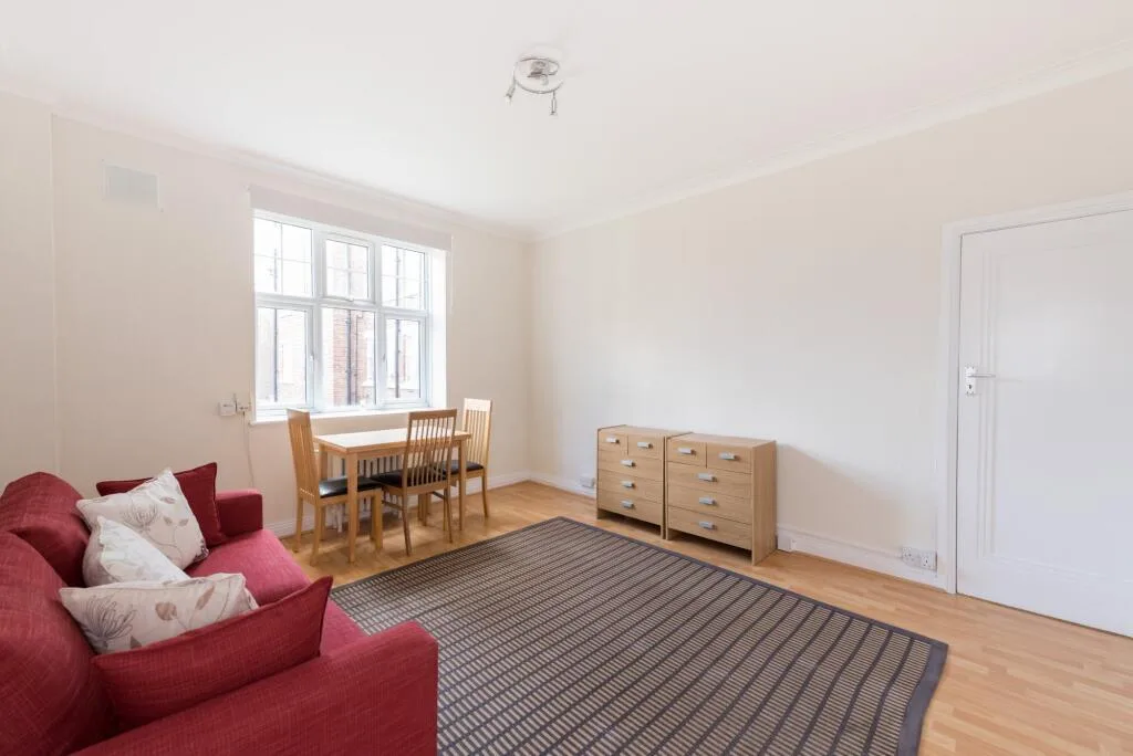 Studio apartment for rent