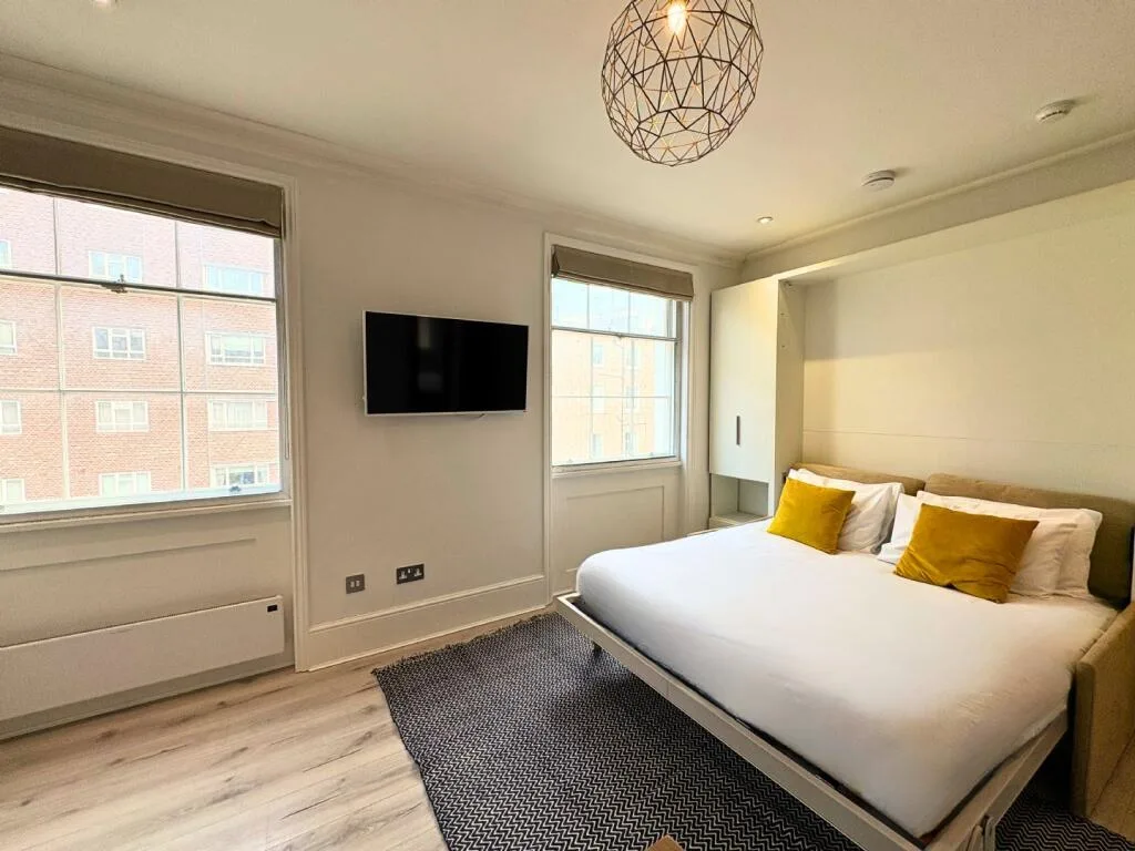 Studio flat for rent
