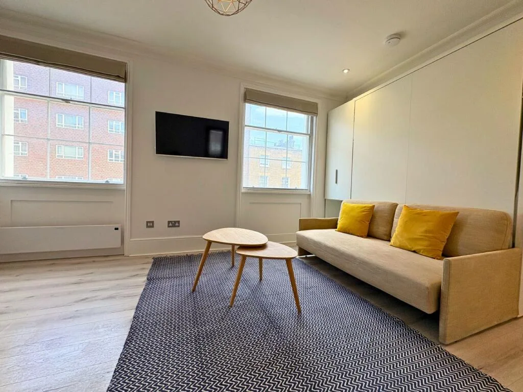 Studio flat for rent