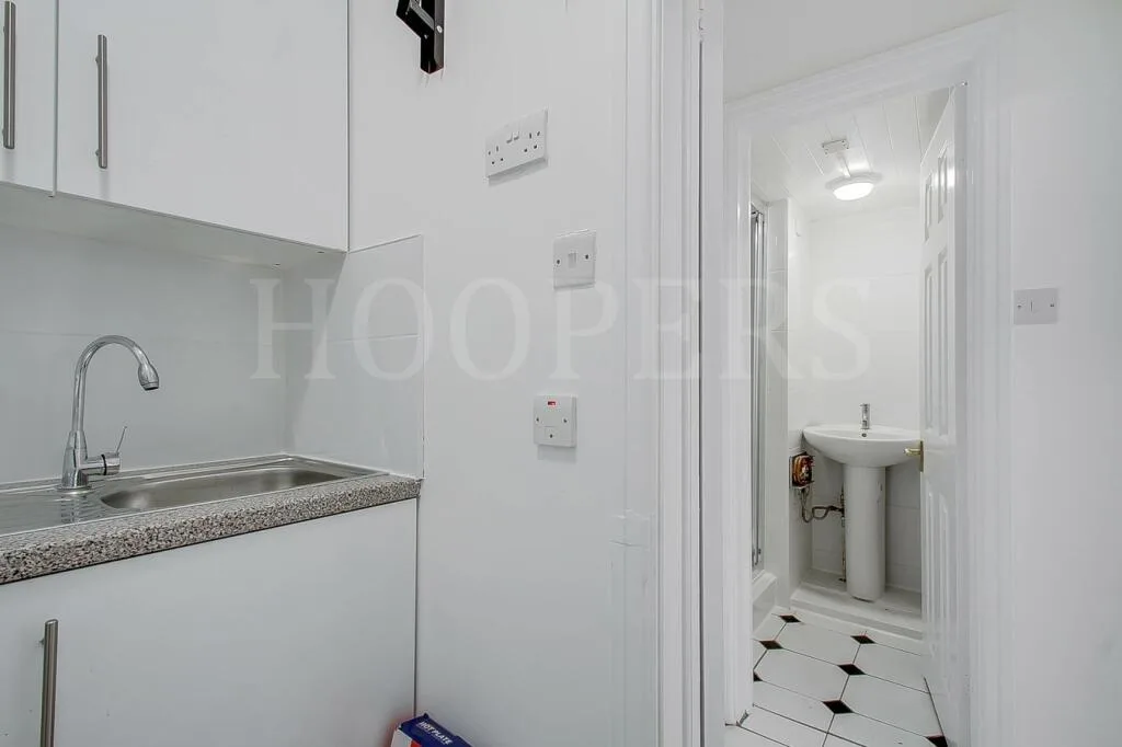 Studio flat for rent