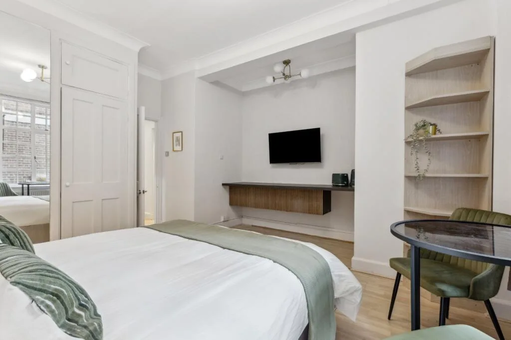 Studio flat for rent