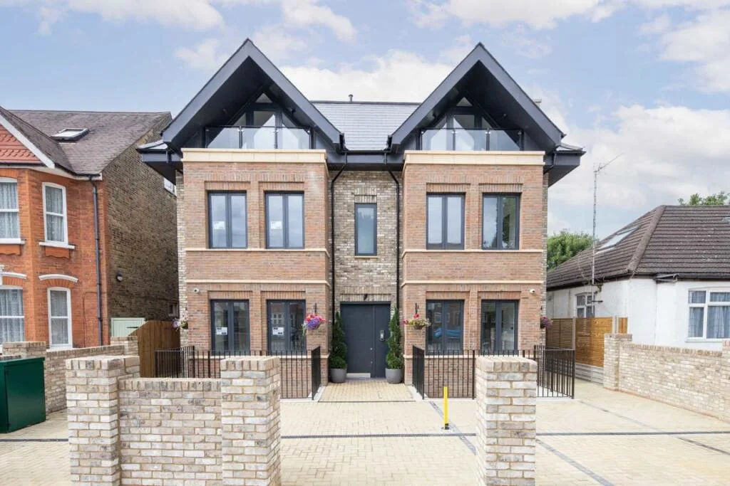 2 bedroom flat for rent