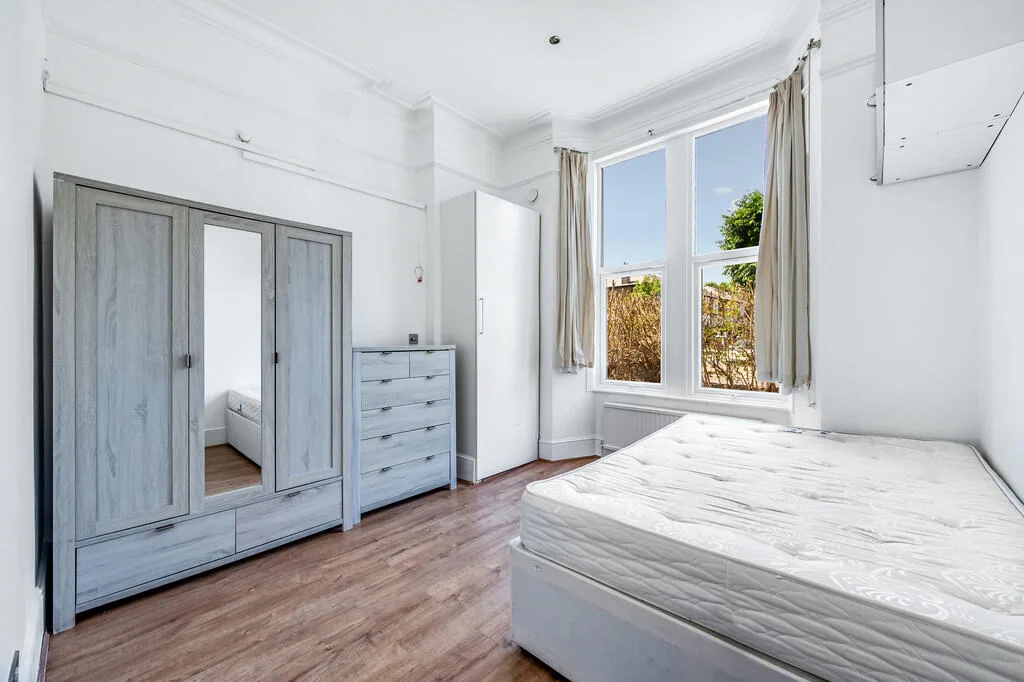 1 bedroom ground floor flat for rent