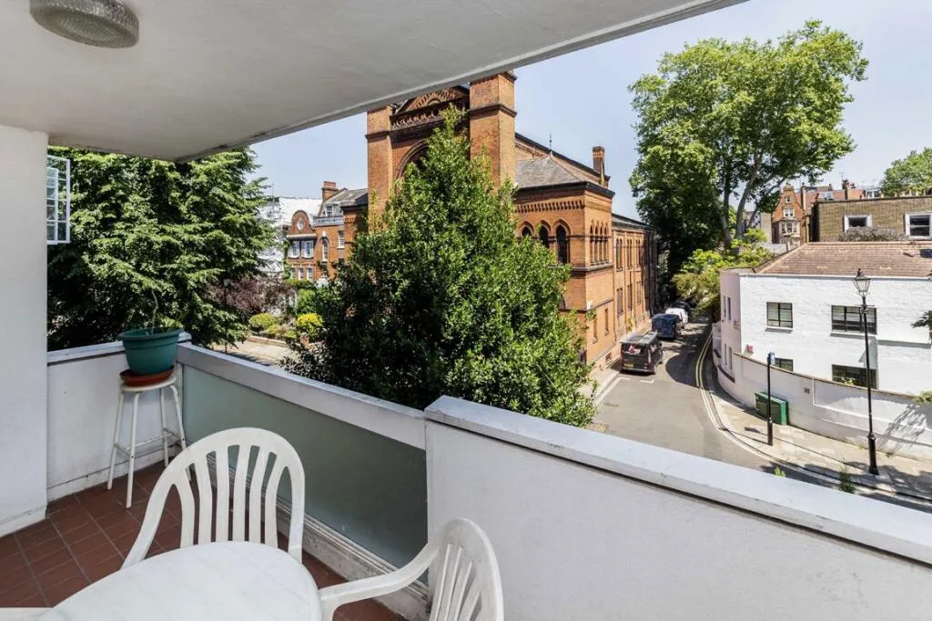 3 bedroom flat for rent