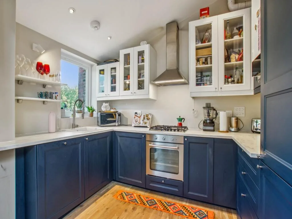 3 bedroom flat for rent