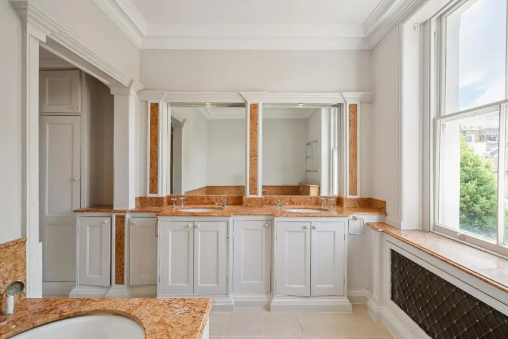 6 bedroom house for rent