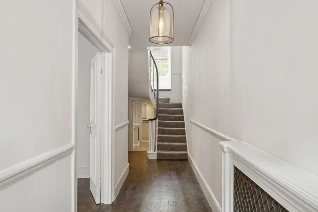 6 bedroom house for rent