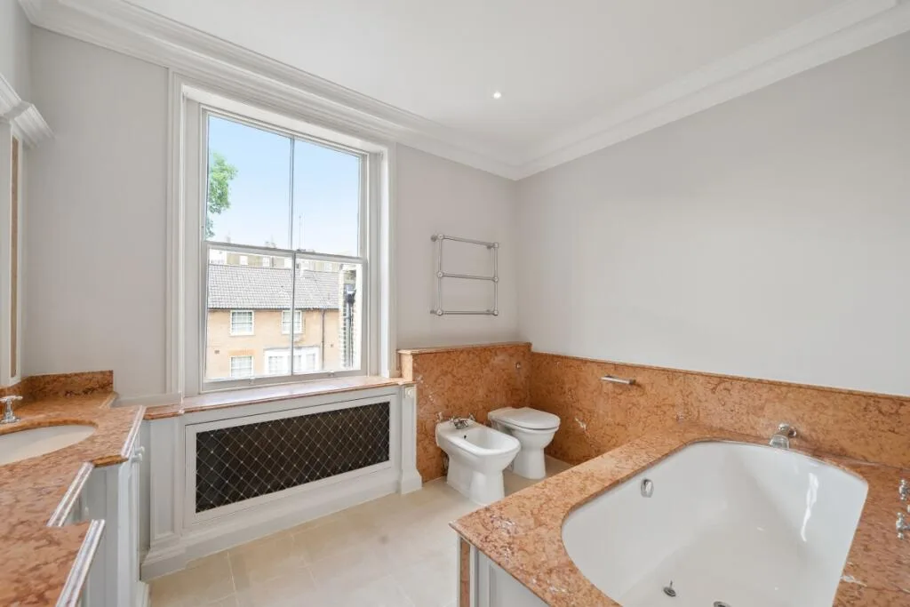 6 bedroom house for rent
