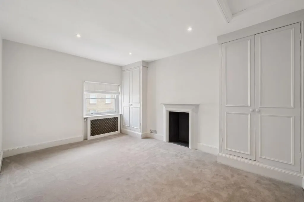 6 bedroom house for rent