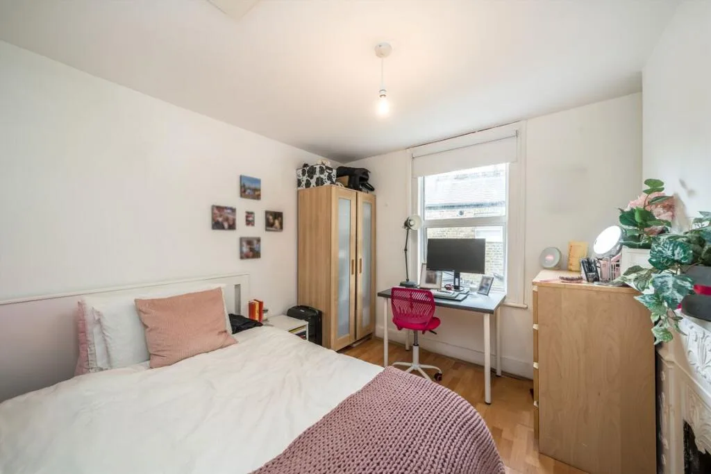4 bedroom terraced house for rent