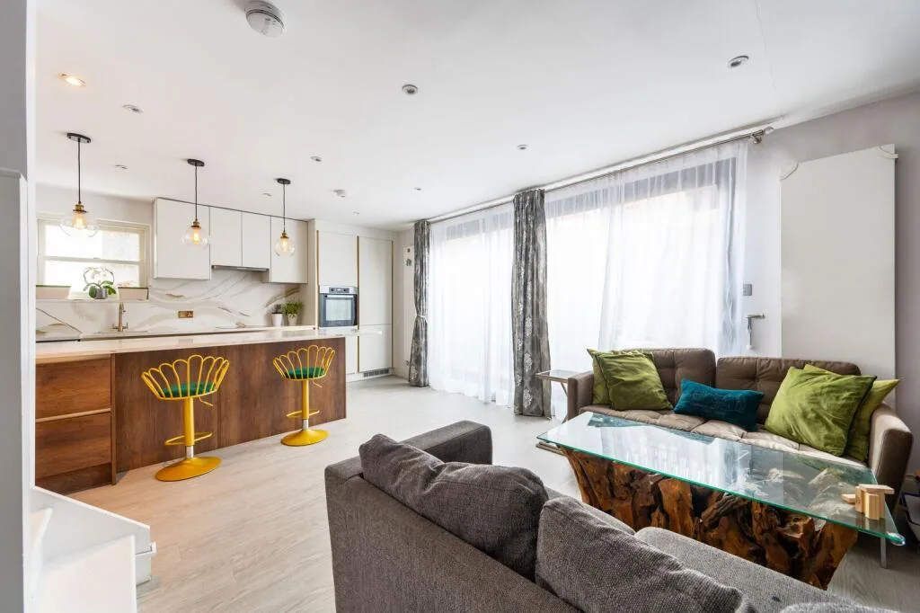 2 bedroom flat for rent