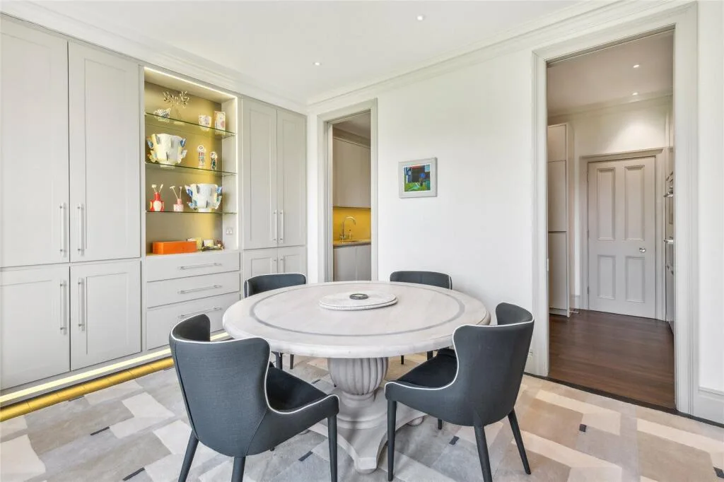 3 bedroom apartment for rent