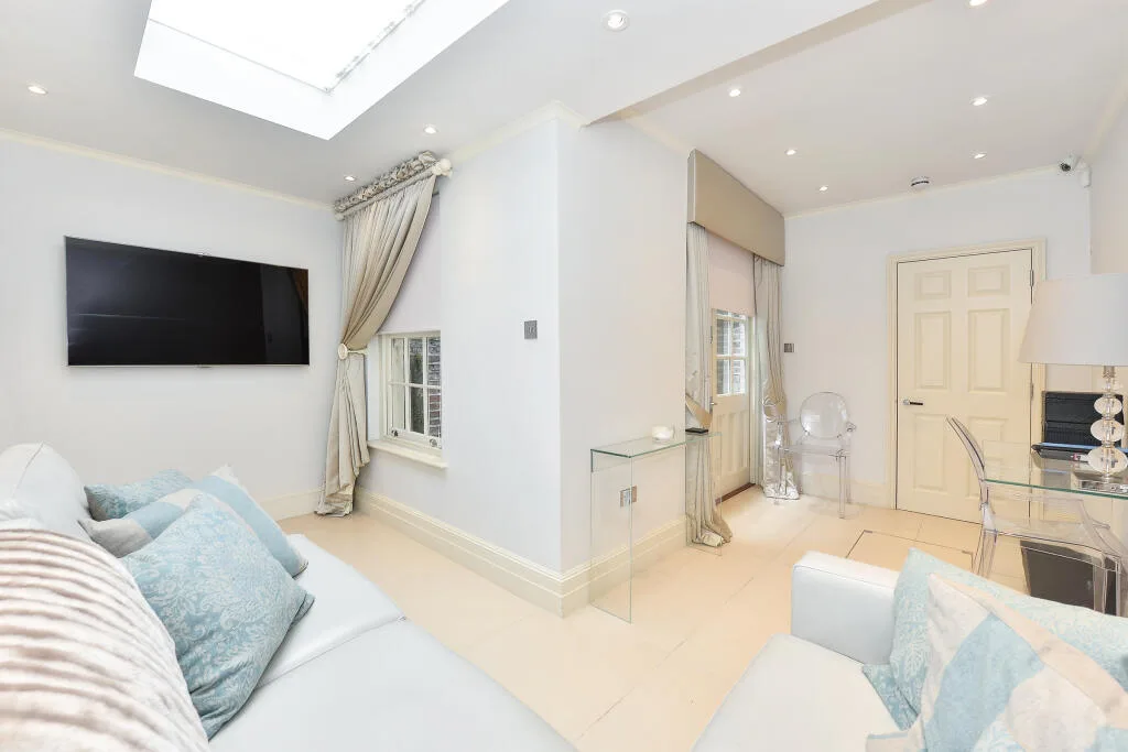 3 bedroom town house for rent