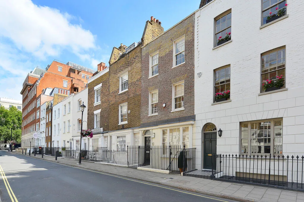 3 bedroom town house for rent