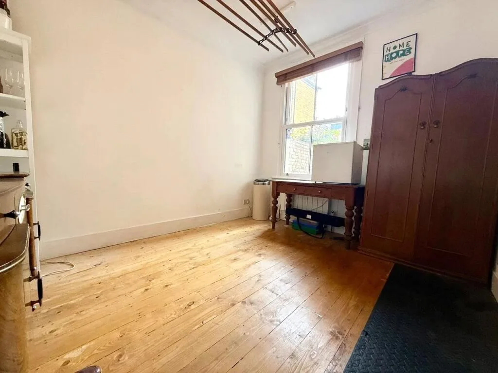 4 bedroom terraced house for rent